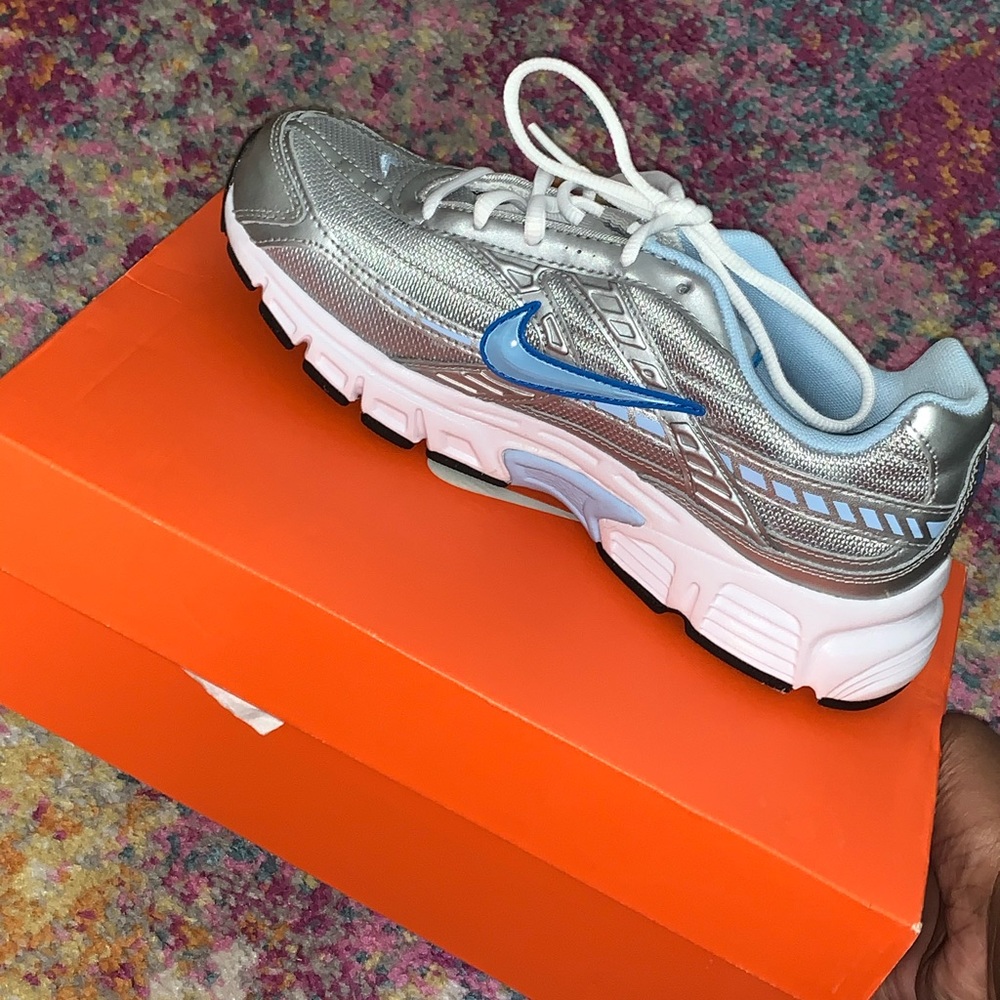 Nike Initiator
